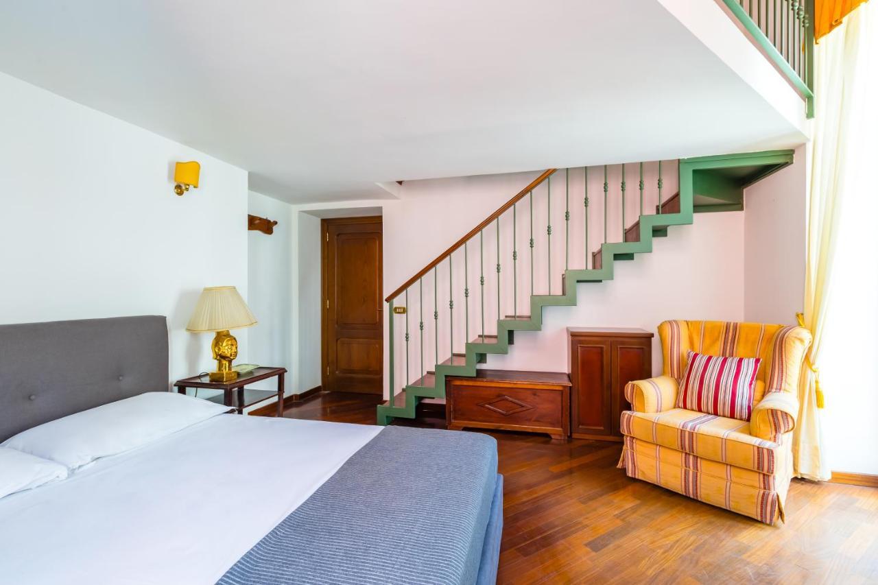 Grand Classic Apartment At San Martino By Napoliapartments Экстерьер фото