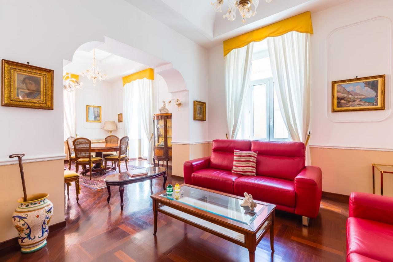Grand Classic Apartment At San Martino By Napoliapartments Экстерьер фото