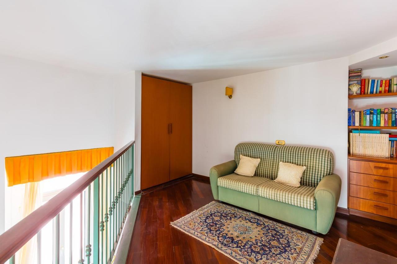 Grand Classic Apartment At San Martino By Napoliapartments Экстерьер фото