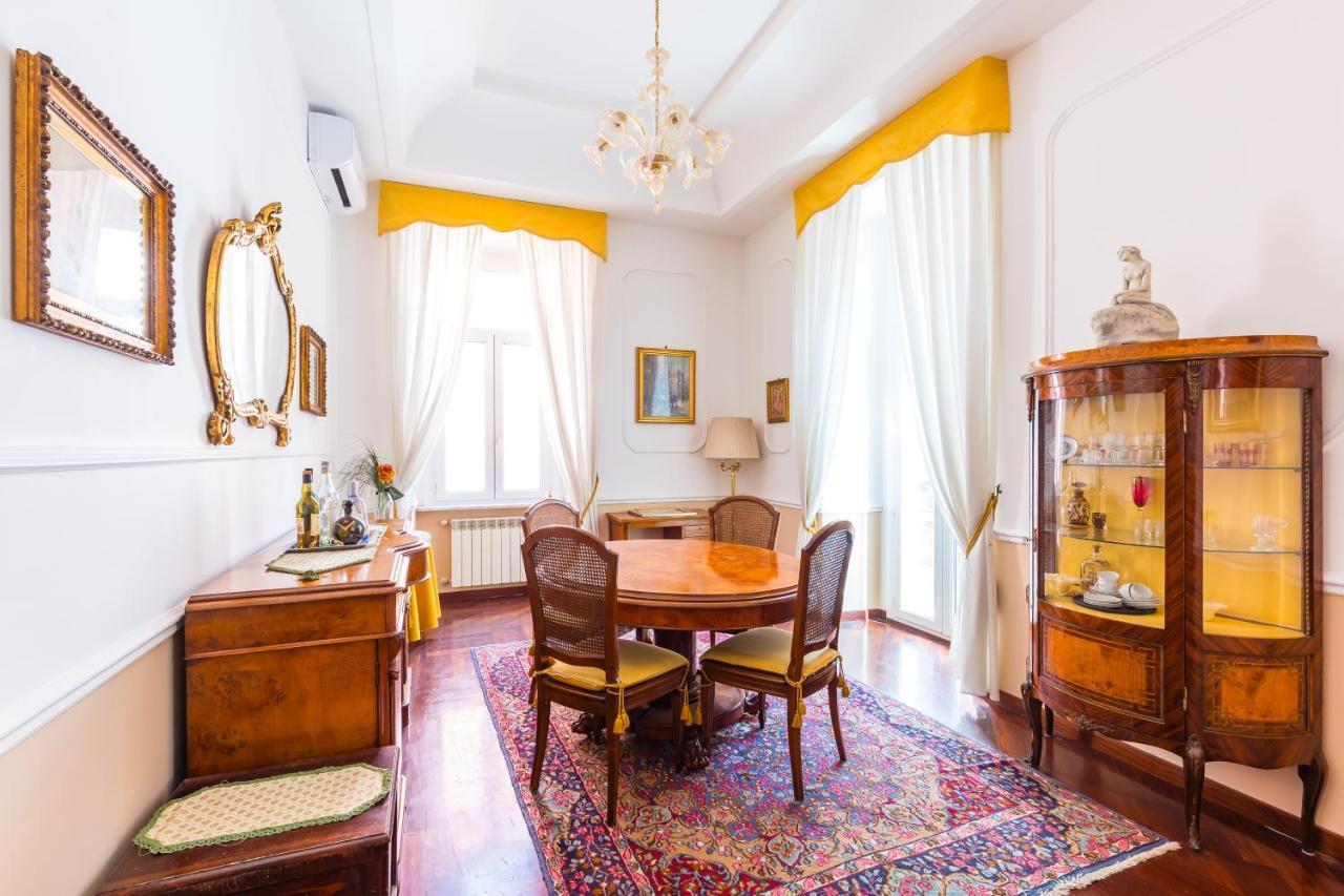 Grand Classic Apartment At San Martino By Napoliapartments Экстерьер фото