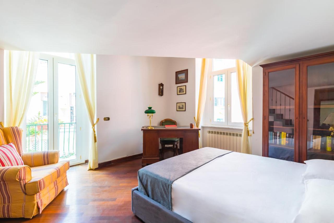 Grand Classic Apartment At San Martino By Napoliapartments Экстерьер фото